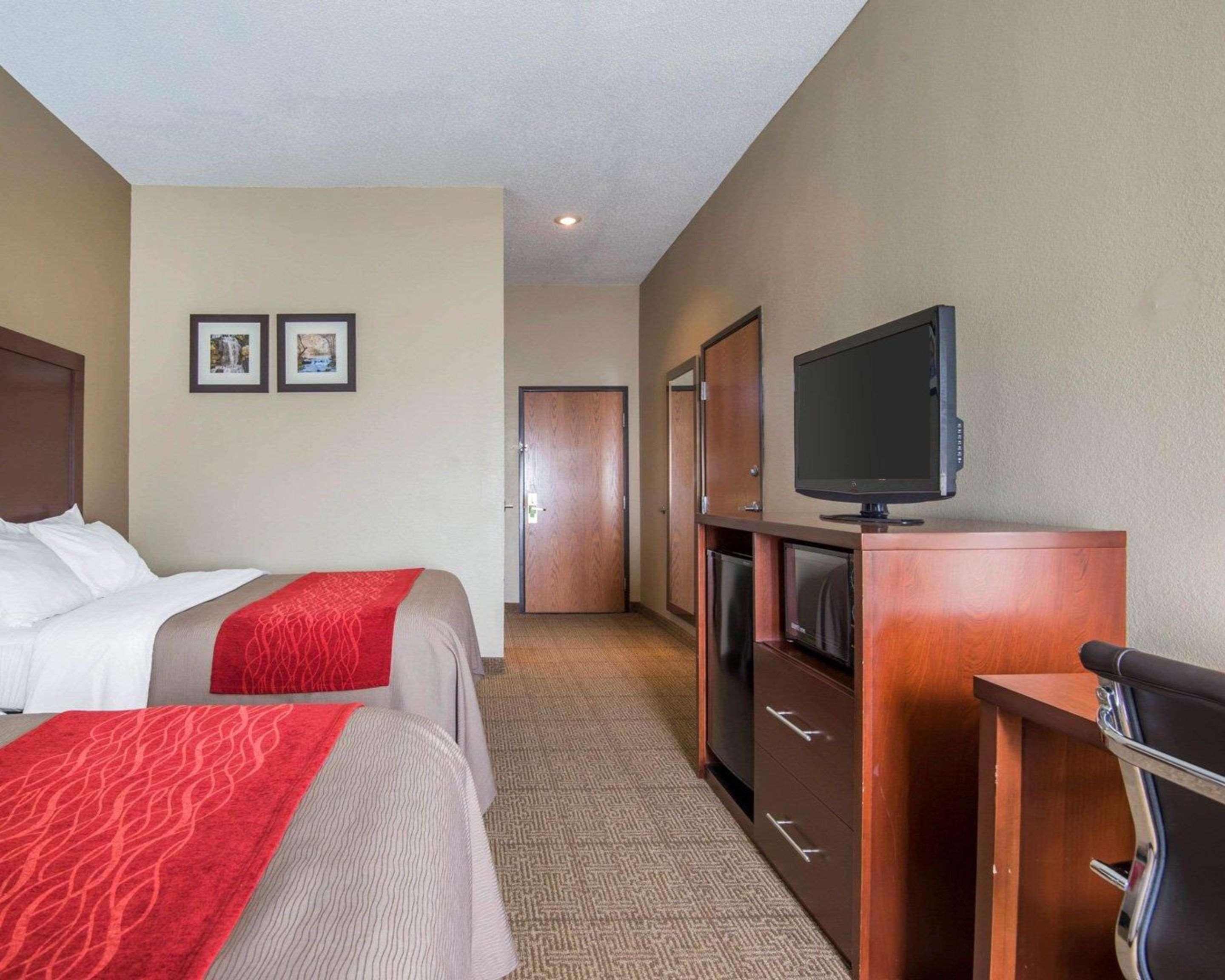 Comfort Inn Грейн-Веллі Екстер'єр фото