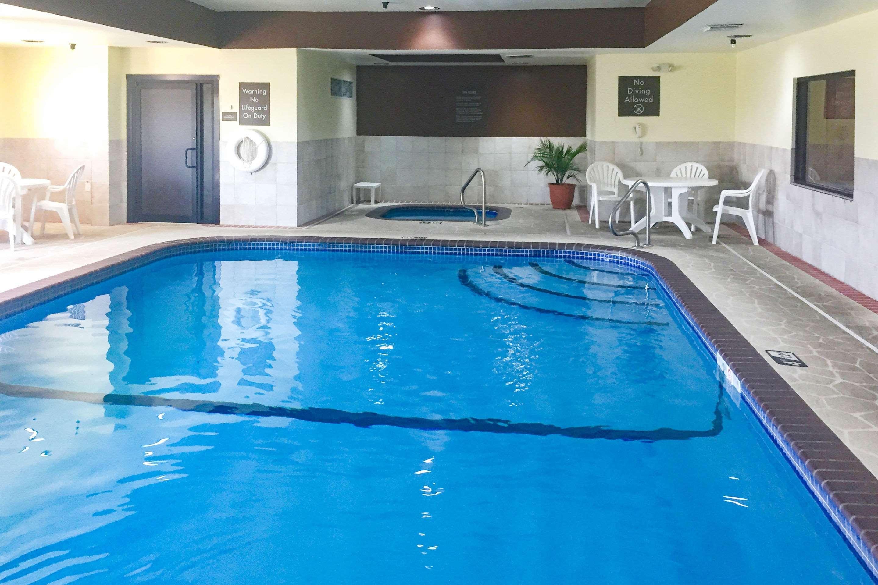 Comfort Inn Грейн-Веллі Екстер'єр фото