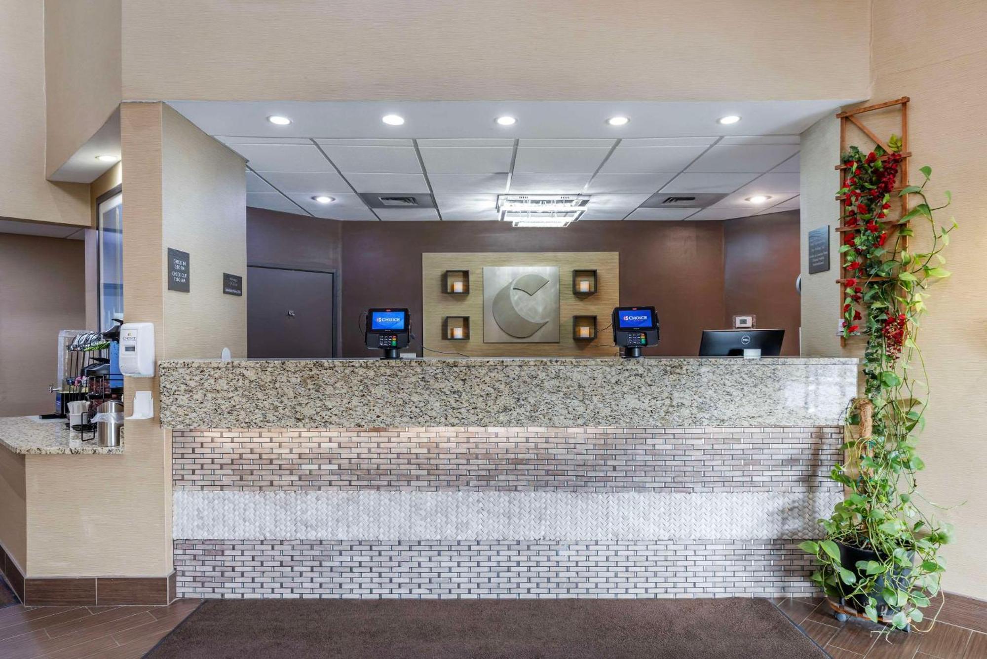 Comfort Inn Грейн-Веллі Екстер'єр фото